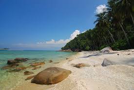 With islands across both sides of peninsular malaysia and around borneo, there's a lot of variety to take into consideration. 10 Best Malaysian Islands With Map Photos Touropia