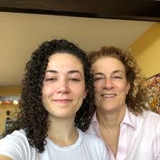 Nancy Magoon's Instagram, Twitter & Facebook