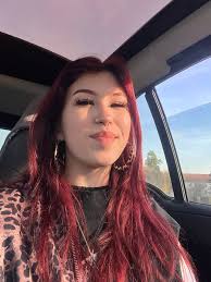 check your dms babe i have surprise for you 😉