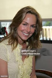 18,325 Sonya Stock Photos, High-Res Pictures, and Images