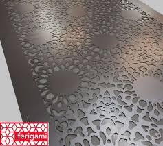 Les Toles Decoratives Ferigami Panneaux Decoratifs Brise Vue Acier Corten En 2020 Tole Perforee Decorative Tole Perforee Panneaux Decoratifs