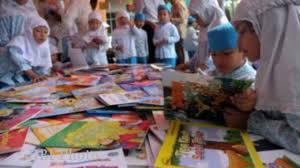 1)pemahaman dan sikap yang belum merata dikalangan masyarakat tentang pendidikan inklusif, 2)keterbatasan pengetahuan dan ketrampilan. Pendidikan Inklusi Dinas Pendidikan Sumatera Barat