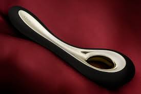 Review: LELO Isla rechargeable vibrator » Hey Epiphora — Where sex toys go  to be judged