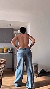 @Ur4vity___s video Tweet