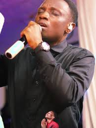 Hillary The Worshipper: Inspiring Gospel Performance