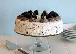 Adjust oven rack to middle position and preheat oven to 350°. Oreo Cake