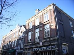 Private landlords run student housing on the campus in connection with the university. Stadsbakkerij De Bie Nijmegen Stadscentrum Restaurant Bewertungen Telefonnummer Fotos Tripadvisor