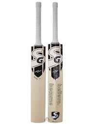 When the game of cricket came into existence, the first bat is believed to be more in the shape of a hockey stick. Buy Sg Cricket Roar Le English Willow Cricket Bat Size Sh Online In India At Best Price Reviews