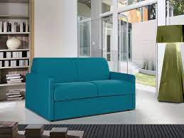 E se sei alla ricerca di un divano mini o molto piccolo (da 120 o 140 cm), basta dare un'occhiata alla selezione di divani componibili, per antonomasia gli alleati dei salotti small. Divano Letto A Ribalta 2 Posti Tessuto Turchese Calife