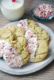 You can fill all your holiday gift bags and cookie jars this season with just 4 basic dough recipes. Easy Christmas Cookies Giada Chocolate Chestnut Tortelli Christmas Cookies Recipe