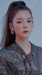 Lia Wallpaper Itzy Lia Itzywallpaper Itzy Lia Kpop Girl Groups I did this cause chaeryeong was close to debuting with twice as was miyeon with blackpink so i think they are very simalir. lia wallpaper itzy lia itzywallpaper