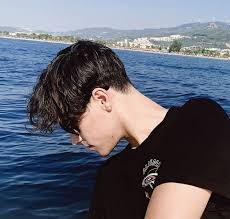 Ege Can Sal Panosundaki Pin