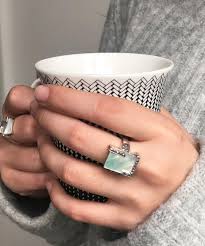 Cliquez sur le lien pour être redirigé vers le site catawiki et placer votre enchère.anneau de d. Bague Nacre Art Deco En Argent Et Marcassite Lessisrare Bijoux Argent Bague Bijoux Anciens