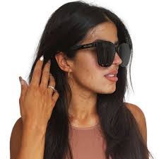 Carson Black's Instagram, Twitter & Facebook