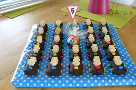 Brownie Autootjes Verjaardag Snoep Kinderen Verjaardag Traktaties Feestje Eten Kinderen