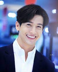 Cô được đề cử giải mai vàng 2015 ở hạng mục nữ diễn viên phim. 9 Chang Diá»…n Vien Thai Lan Há»… Xuáº¥t Hiá»‡n Tren Man áº£nh NÄƒm 2018 La Co