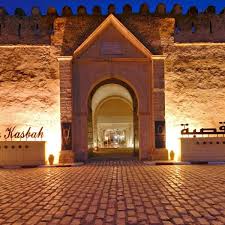 La Kasbah Boasting A Central Location In Tunisia Hotel La Kasbah Offers A Warm And Friendly Welcome In The Heart Of Kairouan A Wall Tunisia Hotels Hotel Kasbah