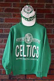 Browse our selection of celtics hoodies, sweatshirts, celtics sherpa pullovers, and other great apparel at www.nbastore.eu. Vintage 90 S Boston Celtics Logo 7 Crewneck Sweatshirt Sz L Boston Celtics Logo Boston Celtics Sweatshirts