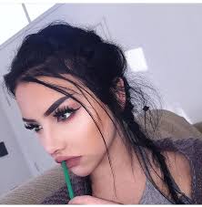 Avery Kinney (averykinney13)