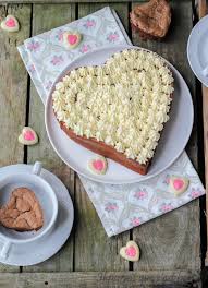Cœur En Chocolat Ganache Montee Chocolat Blanc Saint Valentin Desserts Food Krispie Treats
