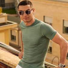 Cristiano ronaldo becomes the first player to win 3 major leagues with this last title, cristiano ronaldo became the only player in history to win the three major leagues in the world. Cristiano Ronaldo Facebook