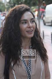 Anuska Adli Kullanicinin Ebru Sahin Panosundaki Pin Sac Modeli Fikirleri Sac Instagram