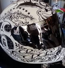 Black And White Motorcycle Helmet Speed And Strength Motorcycle Helmets Motorcycle Helmet Design Womens Motorcycle Helmets
