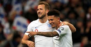 Earlier this week, sky sports claimed the england captain had told tottenham that he wanted to leave the club in pursuit of the game's major trophies, with the two manchester clubs and chelsea thought to be keen. Manchester United Eye 80m Priority As Chelsea Interest Panics Tottenham