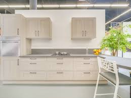 Une Cuisine De Qualite Et Pas Chere Alors Rdv Dans L Un De Nos 5 Magasins Rue De La Cuisine A Marseille Vien Cuisine Discount Cuisine De Qualite Cuisine