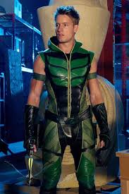 Justin groeide op als de een na oudste van vier kinderen in orland park, illinois. Smallville Season 10 Green Arrow Costume Pattern Needed Smallville Green Arrow Costume Justin Hartley