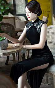 楽天市場 送料無料 秋冬 黒地に花刺繍ロング丈チャイナドレス プレゼントに最高 古典復古風優雅なチャイナドレス ママ用ドレス 日常 成人式 結婚式 宴会 年会イブニングドレス 演出撮影ドレス パーティー二次会チャイナワンピース 純の洋服屋さん チャイナワンピース