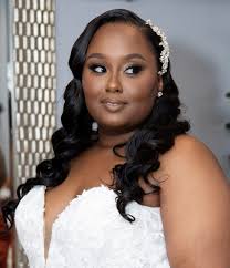 Beautiful Bride 💕 Hair: @selfcaringsharon @hairartintelligence Book your  next wedding glam with me by emailing me at info@tiaziastouchmakeup.com  #bridalmakeup #bridalglam #dmvmakeup #dmvmakeupartist #beauty #makeuplooks  #bridalinspo