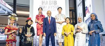 Habib jewels sdn bhd would like to confirm that all of its transactions are in good faith and are supported by legitimate documentation. Habib Jewels Celebrates 62nd Merdeka At Suria Klcc