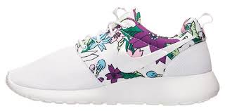 Maybe you would like to learn more about one of these? Another Floral Print From The Nike Roshe One Aloha Pack Is Available Now Weartesters