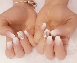 Ombre french manicure short nails. 9 Stunning Modern French Manicure Ideas Stylish Belles