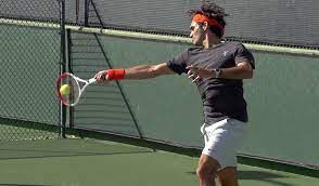 Federer's forehan came out on top (picture: Roger Federer Forehand In Slow Motion