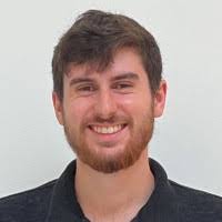 200+ profilů „Squires“