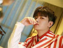 Flanagan & allen, henry hall, bbc dance orchestra. Who Is Allen Ren Jialun S Wife He Got Married With A Child Cpop Home