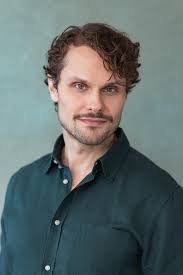 Ken Burley's Instagram, Twitter & Facebook