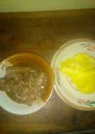 Garri, which is made by fermenting and roasting cassava root, is one of the staple foods in west african cuisine. 32 Easy And Tasty Yellow Garri Recipes By Home Cooks Cookpad