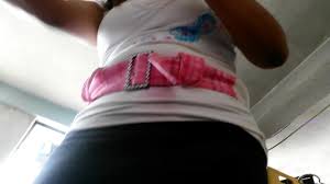 debajo de la falda - XNXX.COM