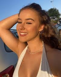 Keisha Neal's Instagram, Twitter & Facebook