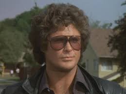 Knight rider is a classic series, very original and with intelligent scripts. Knight Rider Mouth Of The Snake Charge
