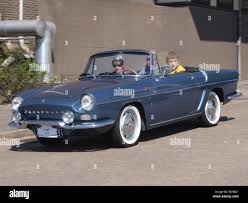 Image result for Bleu PTT 1987 Renault