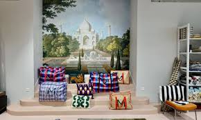 Un choix unique de papier peint trompe l'oeil disponible dans notre magasin. Maison Series Tissus Et Papiers Peints A Marseille City Guide Love Spots