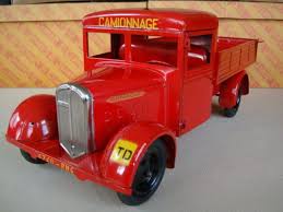 Cij Renault 5 Tonnes Au 1 10 Eme Annee 1935 A 1948 Mes Beaux Jouets Renault 5 Renault Jouet