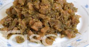 Cara pelemparannya dengan tangan kiri memegang dada ayam sedangkan tangan kanan memegang pangkal ekor kemudian ayam tersebut dilempar keatas dengan tinggi. Cara Cara Hasilkan Bebola Ayam Homemade Lebih 100 Halal