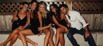 Gli studenti sono già andati via e il a) 1. Come Rimorchiare Una Ragazza In Discoteca Esempi Pratici