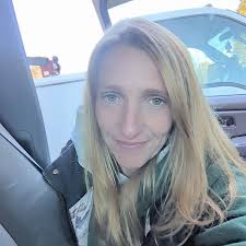 Is it more helpful to do bigger or smaller quantity of spins in the partner  event?