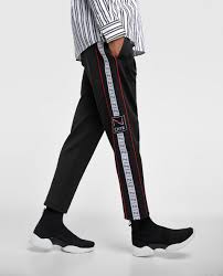 ​people make out to put on a show for others, according to a new study. Street Collection Hombre Zara Espana Sneakers Men Fashion High Top Sneakers Fashion Mens Winter Fashion